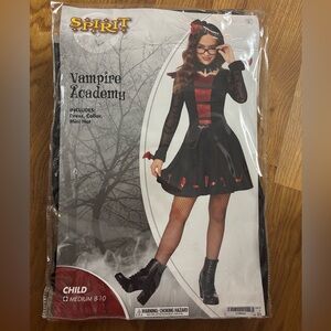 spirit halloween vampire academy